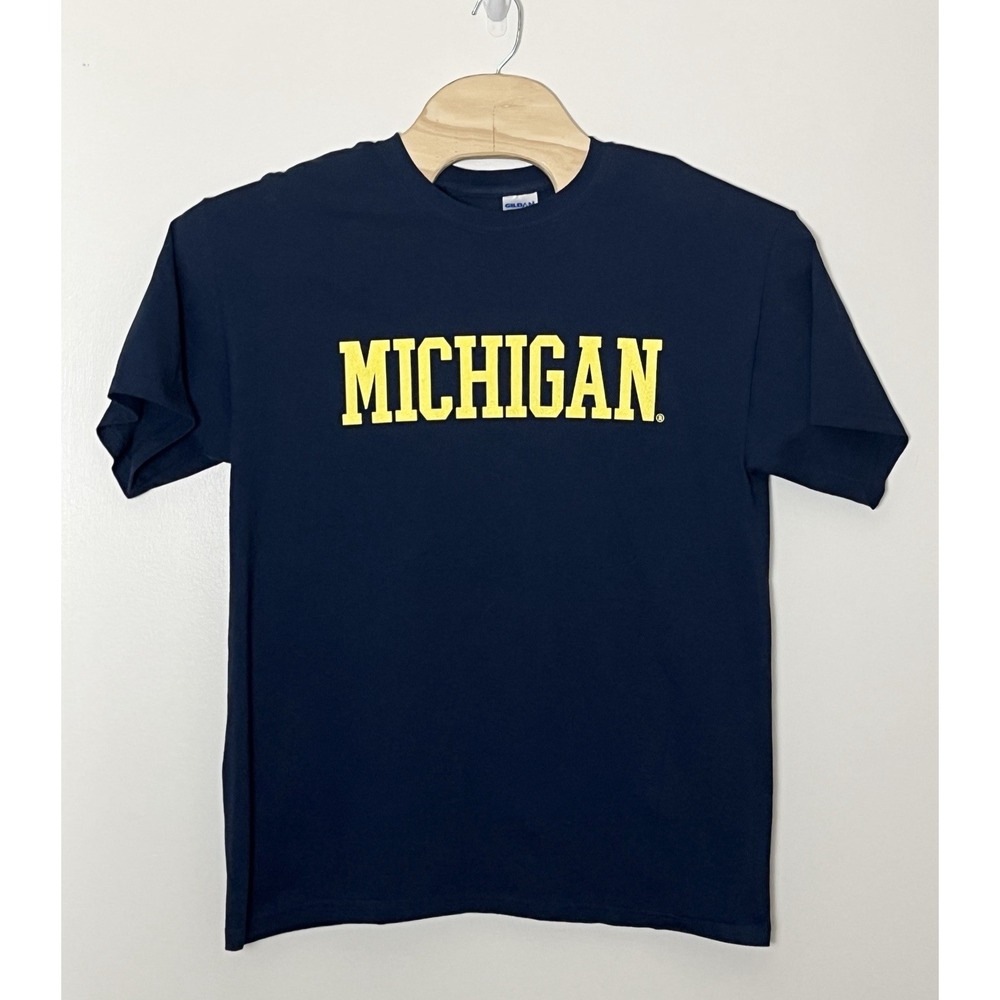 University Of Michigan T-Shirt Men's Large Blue Wolverines NCAA Collegiate